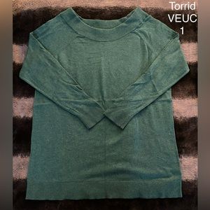 EUC Torrid Boatneck Sweater Size 1/XL/14-16